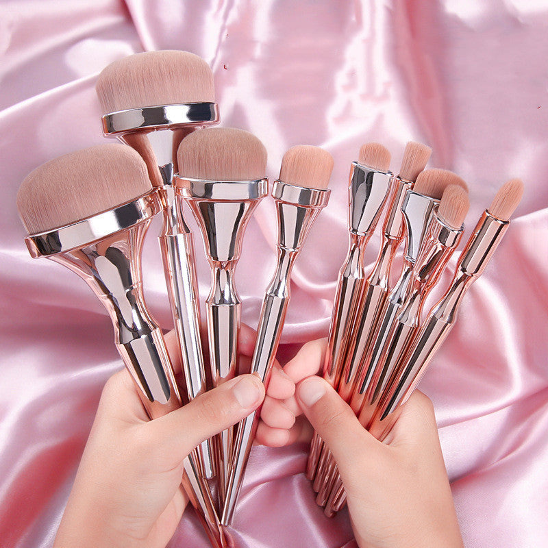 9-Piece Portable Makeup Brush Set – Soft Man-Made Fiber Bristles with Plastic Handles