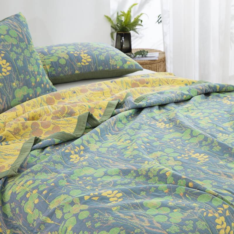 Multifunctional Three-layer Gauze Blanket
