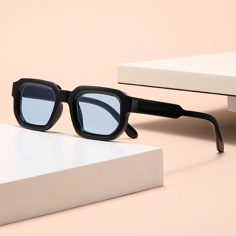 Fashionable Small Frame Square Sunglasses