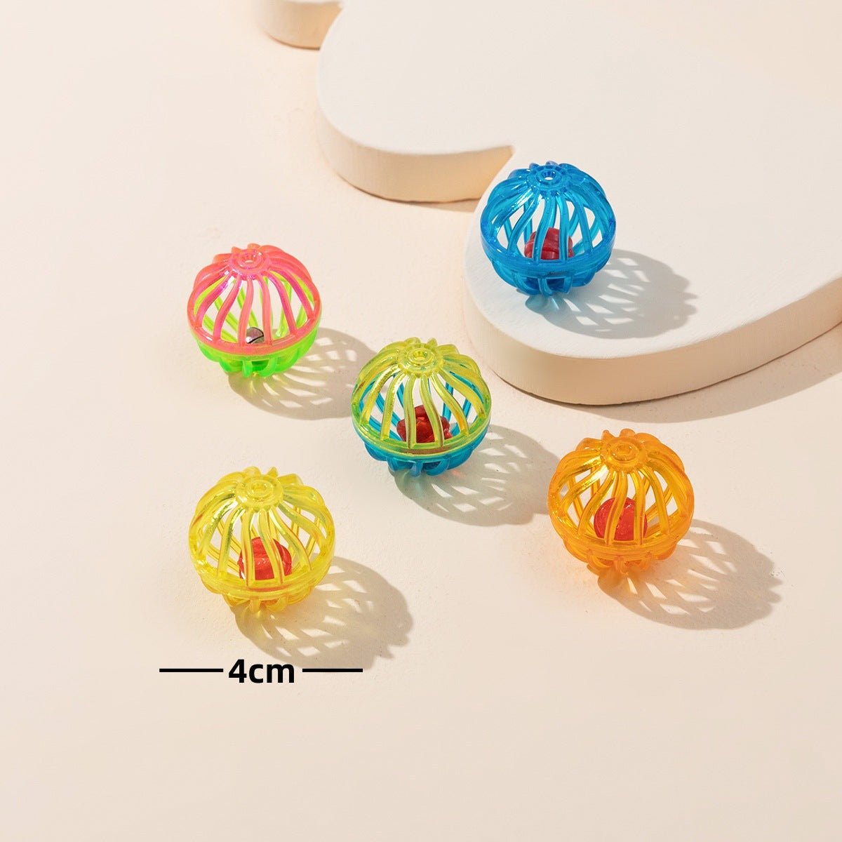 Colored Plastic Bell Mesh Hollow Sound Cat Teasing Ball
