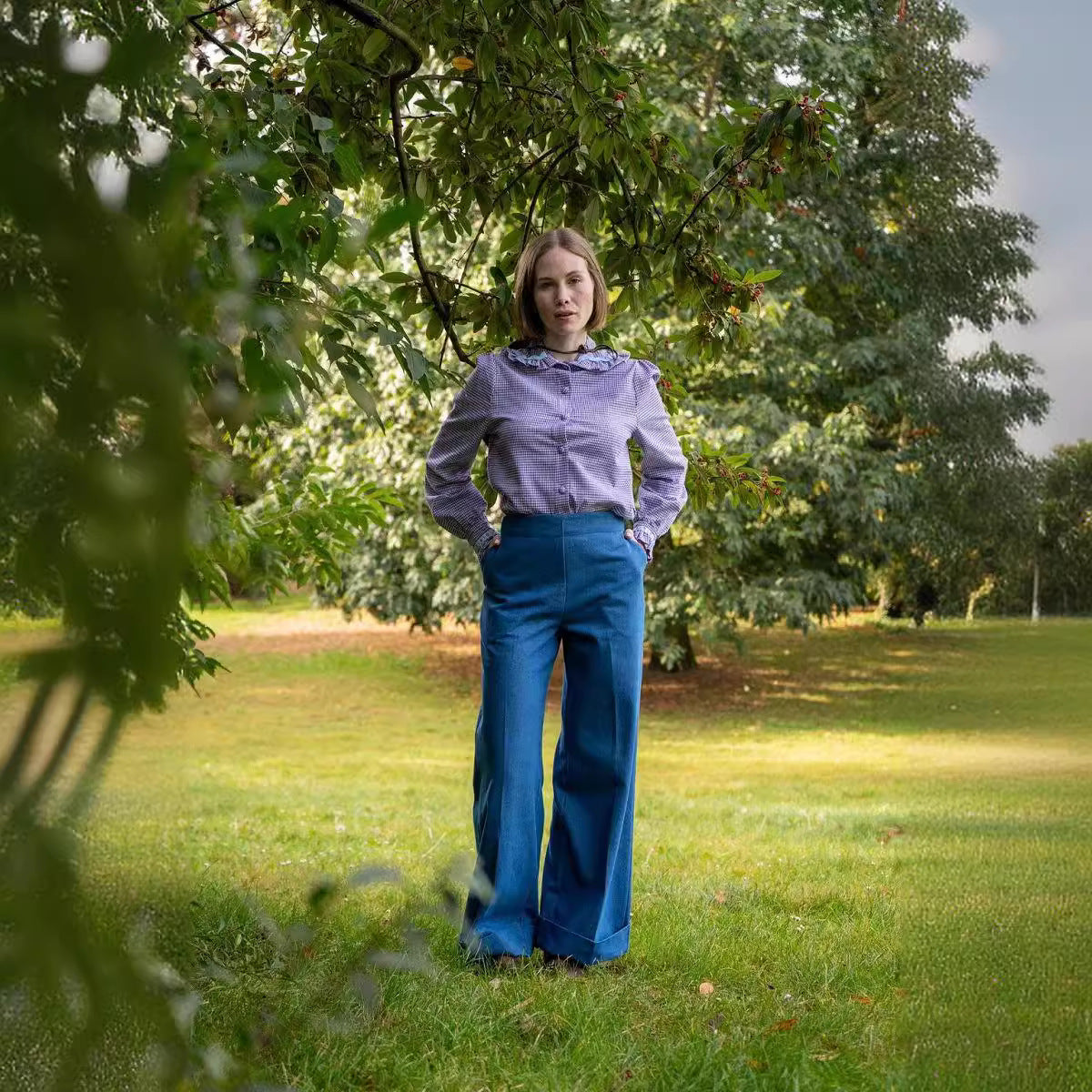 Women’s Casual Printed Trousers – Personalized Pattern, Elastic Waist, Pockets