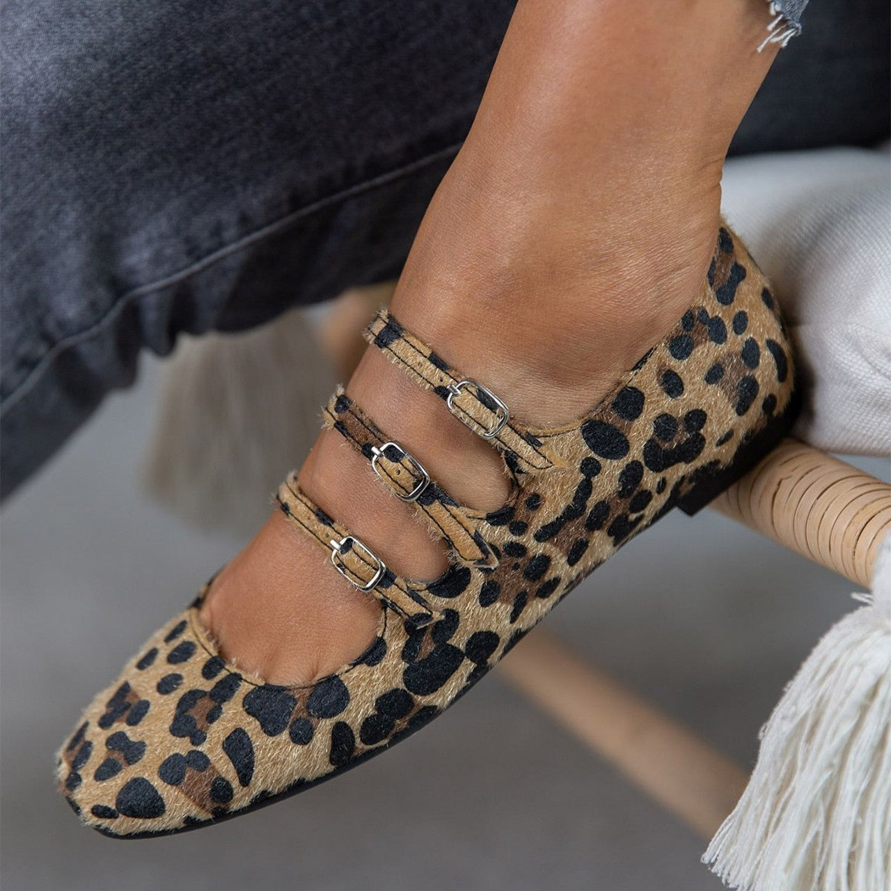 Low Heel Flat Horse Fur Leopard Print Shoes