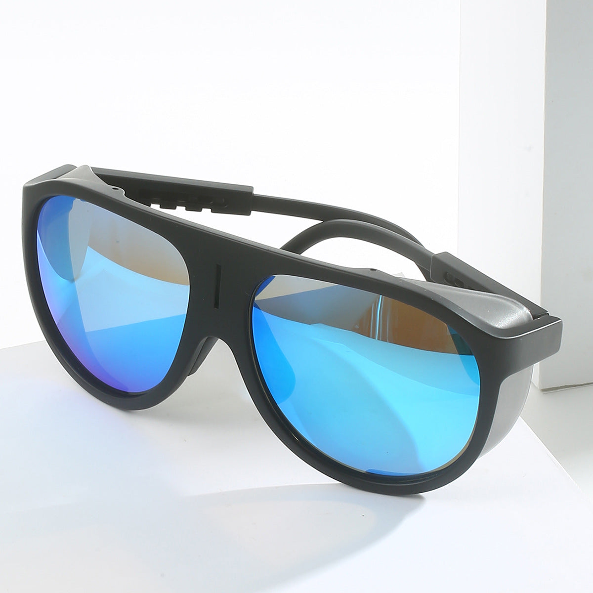 Large Frame Polarized Sunglasses for Outdoor Sports and Riding