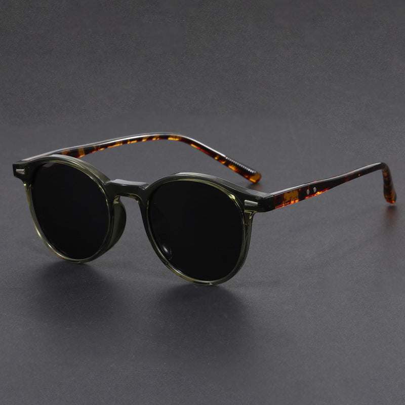 Ultra-Light Round Retro Sunglasses – UV Protection