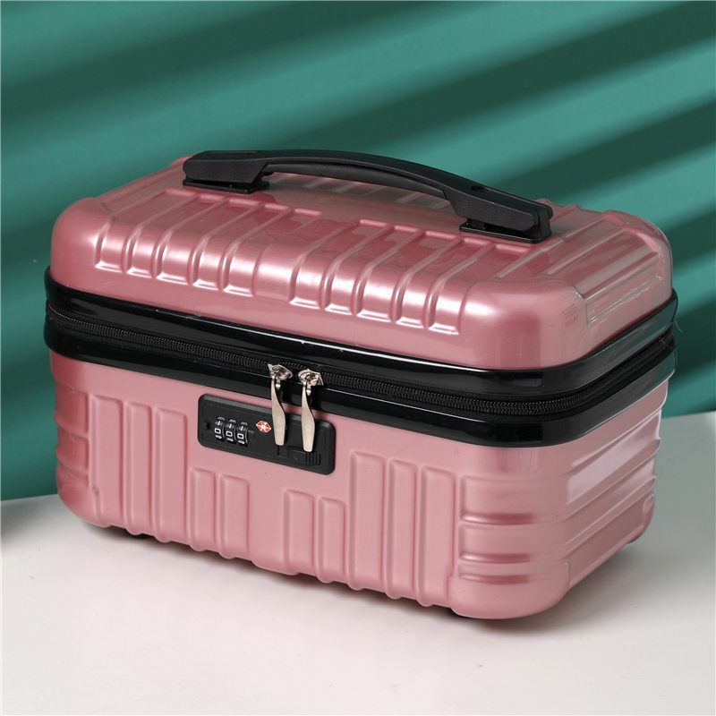 Large Graffiti Makeup Bag – 18 Inch Travel Cosmetic Organizer for Women