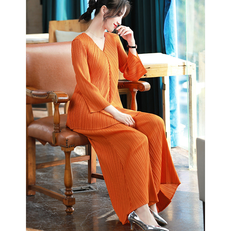 New Feminine Temperament Shows Thin Leisure Two Sets