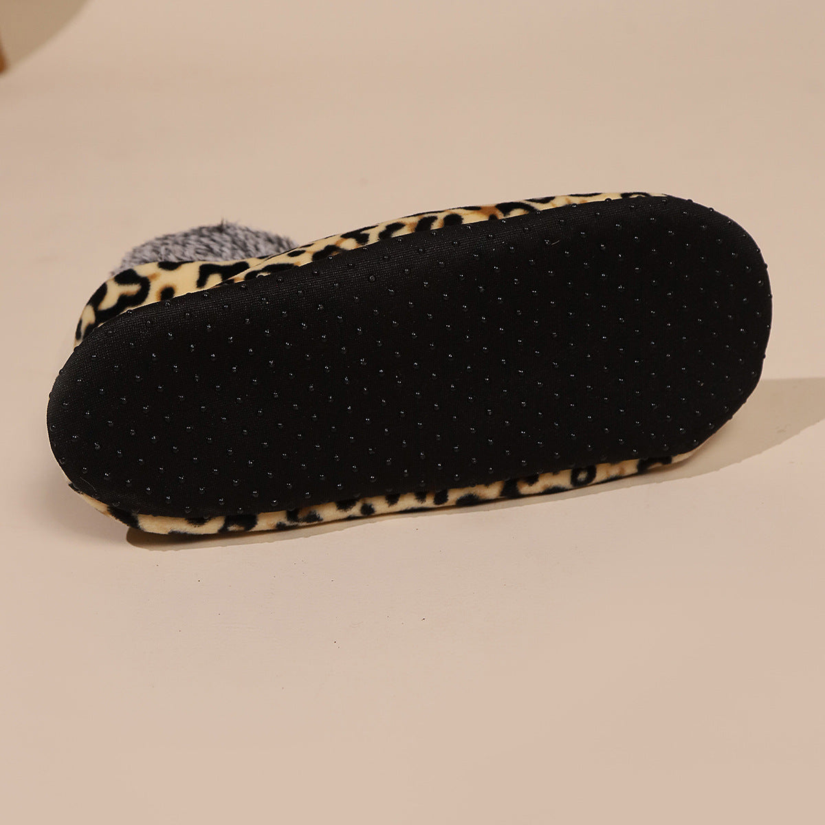 Plus Size Women's Winter Leopard Print Room Socks