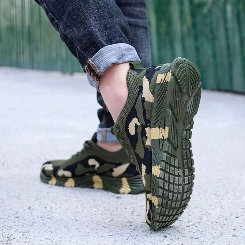 Outdoor Mountaineering Training Students Military Construction Site Labor Protection Shoes