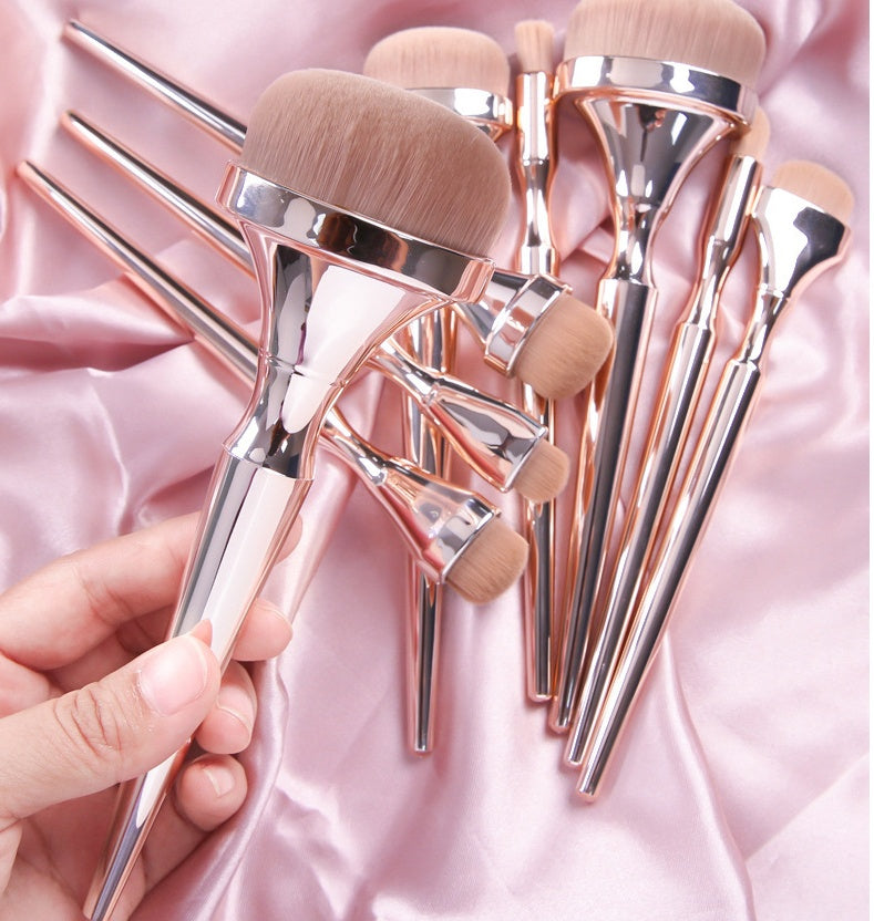 9-Piece Portable Makeup Brush Set – Soft Man-Made Fiber Bristles with Plastic Handles