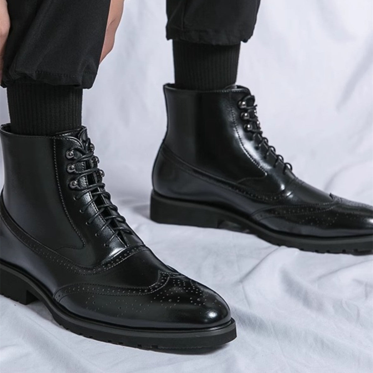 Men’s Fashion Thick Sole Mid-Top Work Shoes – Durable & Comfortable