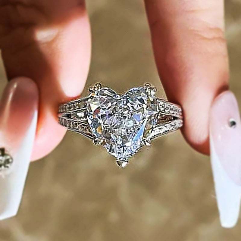 Elegant Double-Layer Heart-Shaped White Gold Zircon Copper Engagement Ring for Women