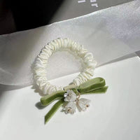 Lily Hair Ring