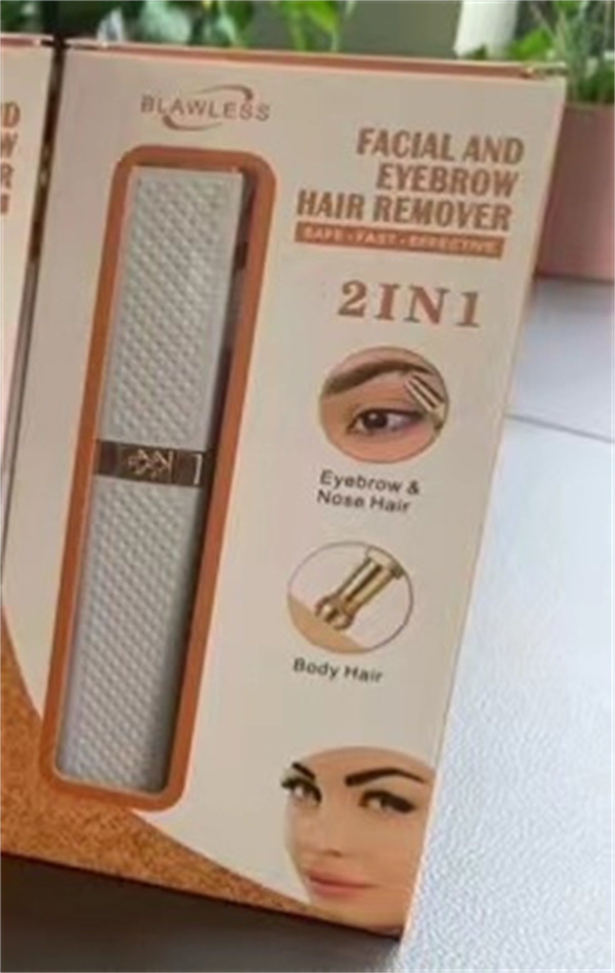 USB Rechargeable 2-in-1 Lipstick Shaver and Ladies Eyebrow Trimmer
