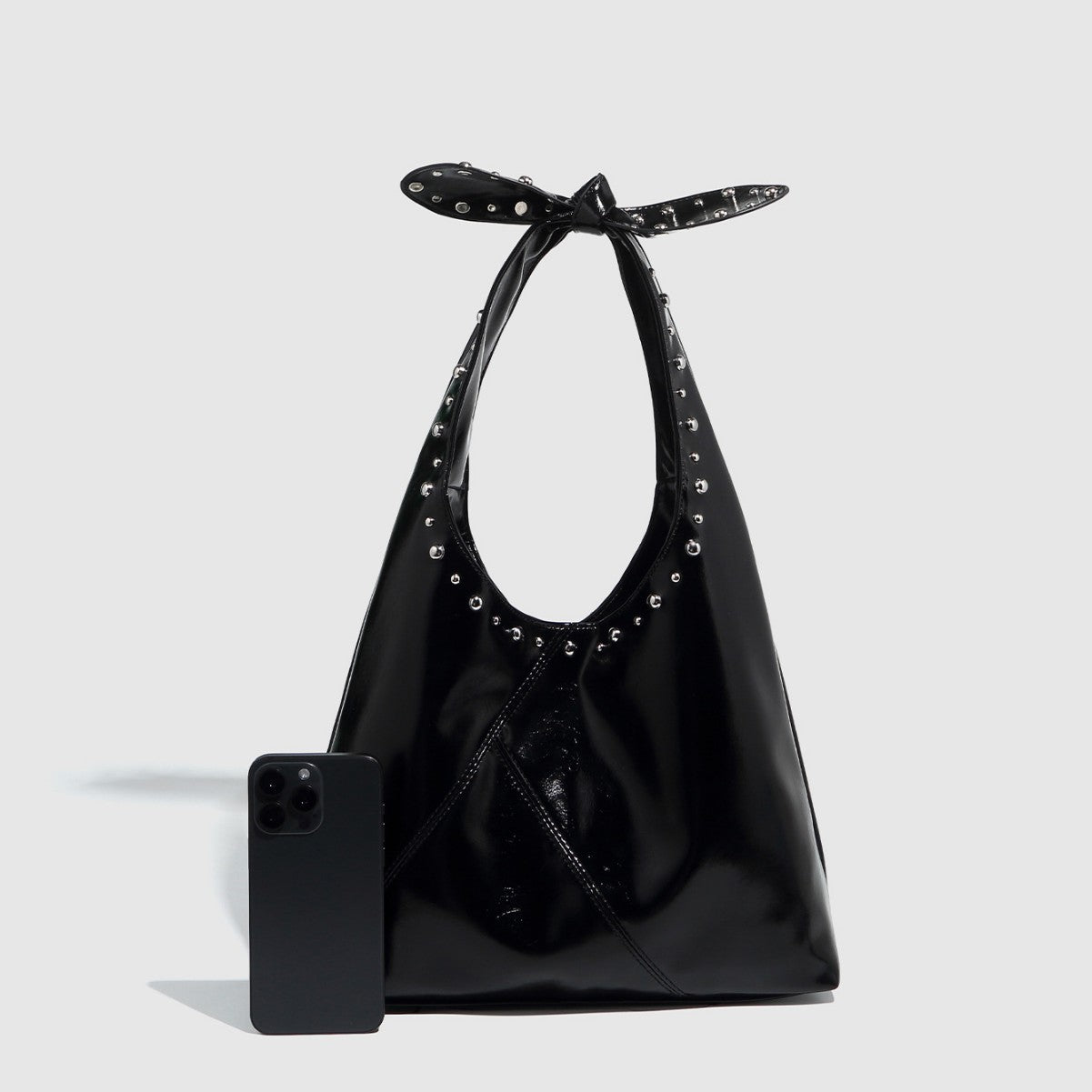 Tote Bag with Rivet Bow – Women’s Underarm Bucket Bag