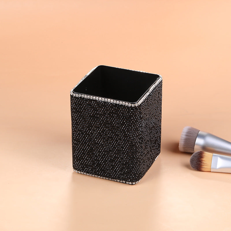 Diamond Encrusted Makeup Brush – Soft Bristle Luxury Beauty Tool