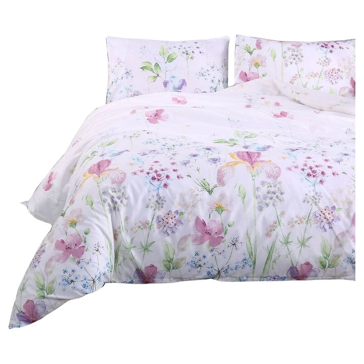 Modern Minimalist Three-Piece Bedding Set