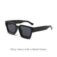 Black Frame Gray Piece