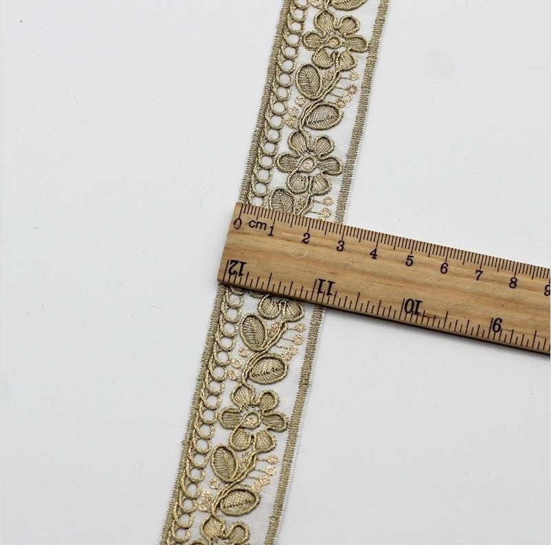 3cm Wide Ethnic Style Lace Chiffon with Golden Strand Embroidery – 10 Colors, Clothing Collar Accessories
