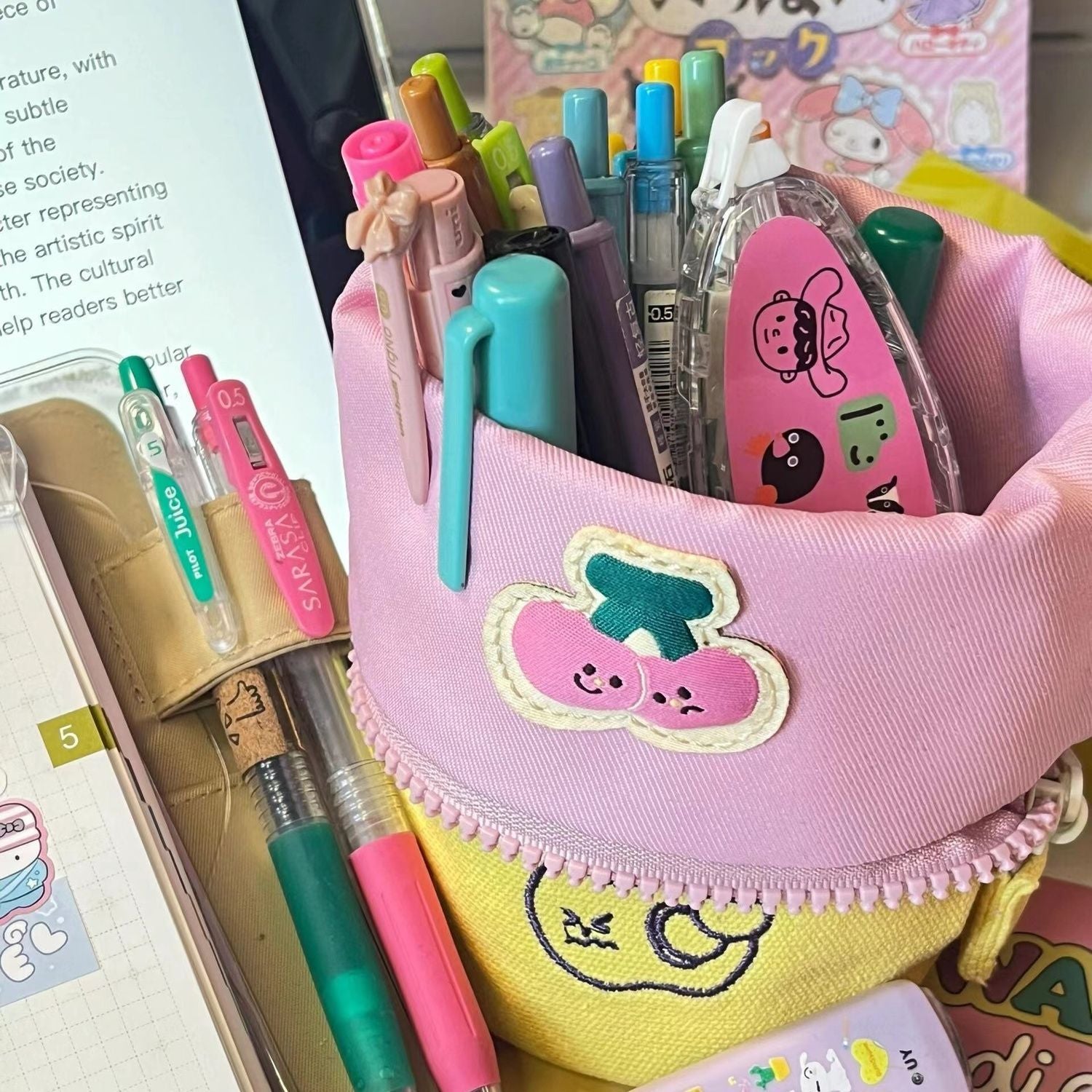 Creative Pull-out Pencil Case High Vertical Turn
