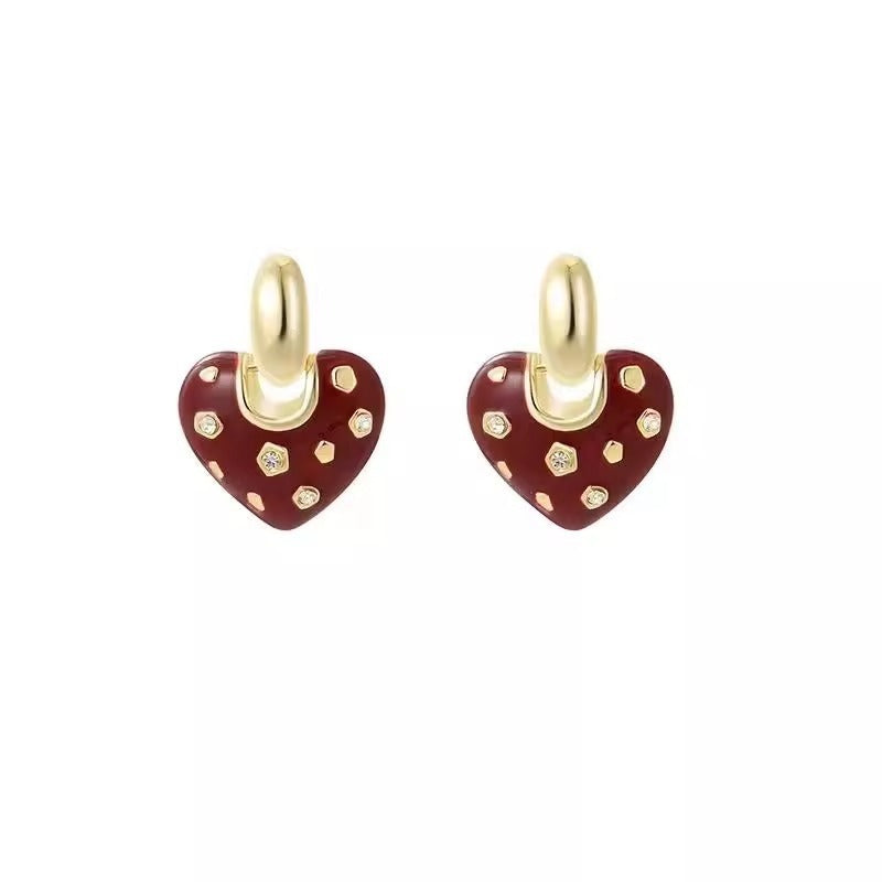 Women's Retro Heart Stud Earrings – Zinc Alloy Vintage Design