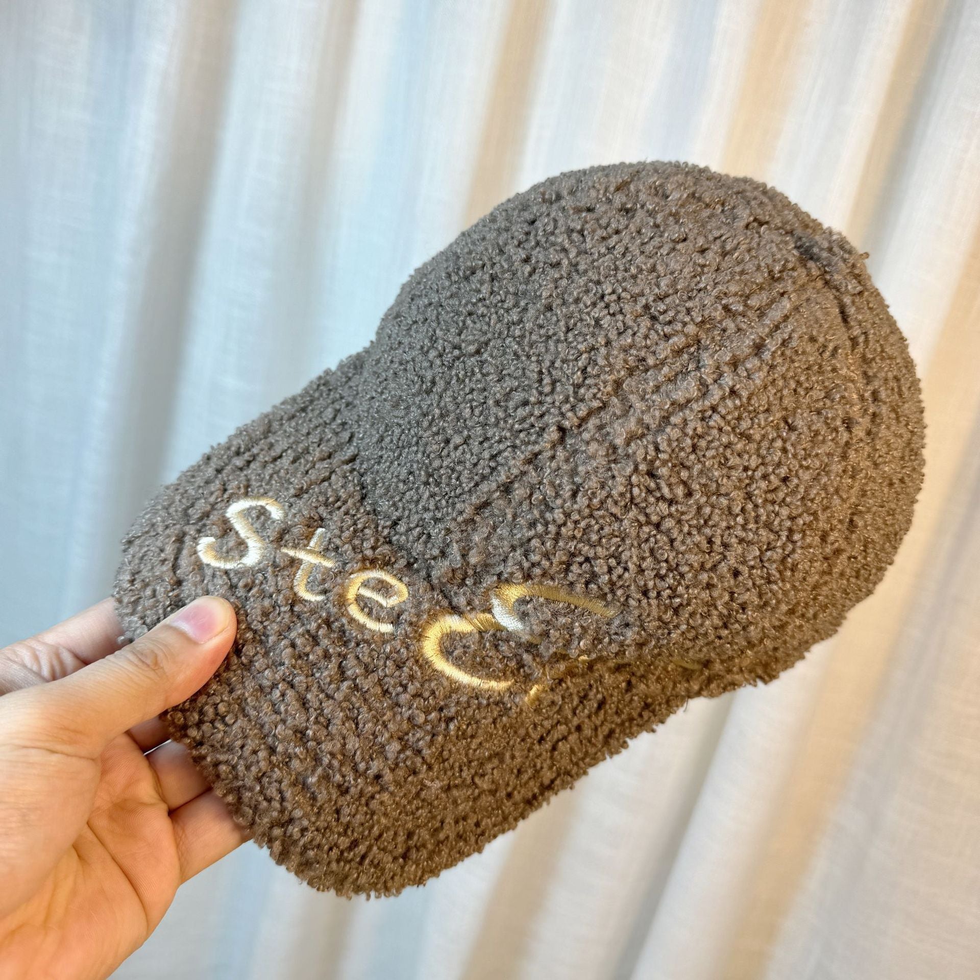 Outdoor Upgrade Warm Lamb Fur Peaked Cap – Embroidered Letters, Face-Slimming Design
