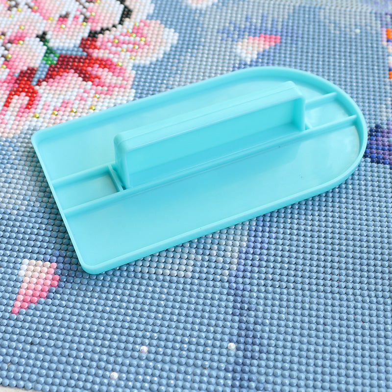 Diamond Painting Drill Holder – Simple Pressure Tool for Fixing Drills
