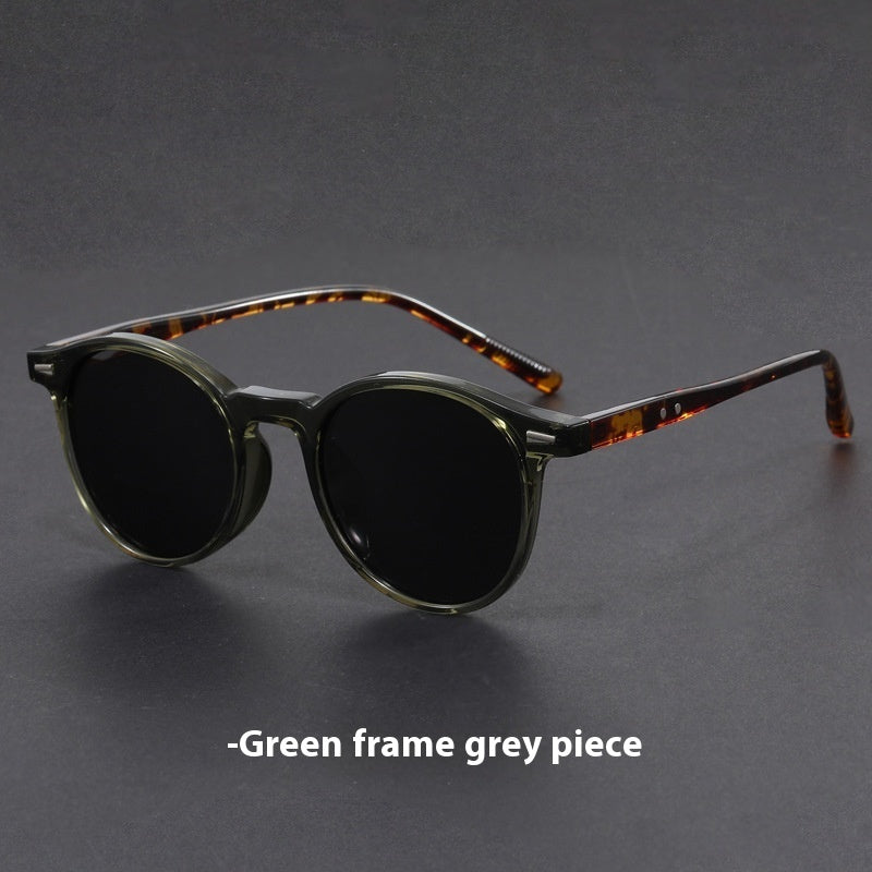 Ultra-Light Round Retro Sunglasses – UV Protection