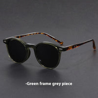 Green Frame Gray Piece