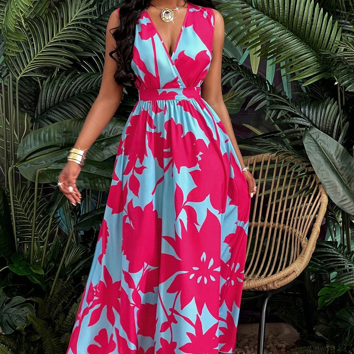 Women's Print Lace V Neck Cinched Waist Maxi Dress