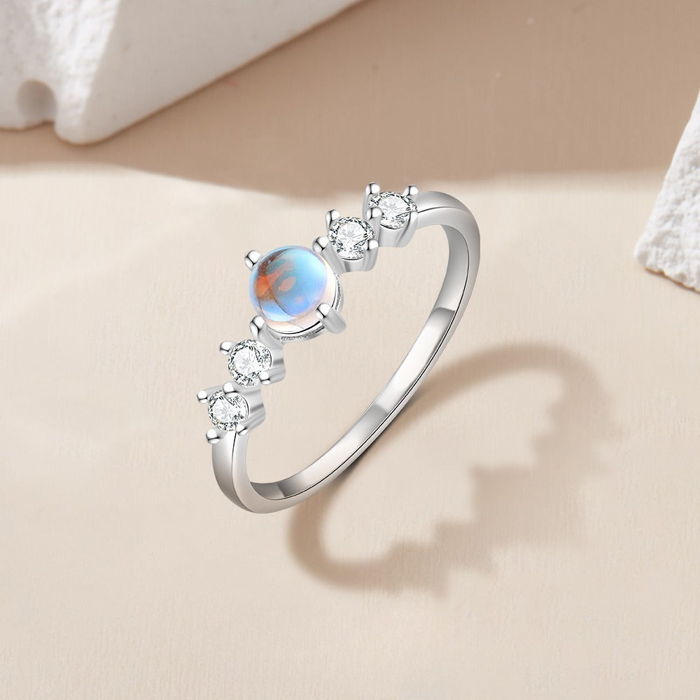 Women’s Sterling Silver Zircon Ring – Light Luxury Circle Design