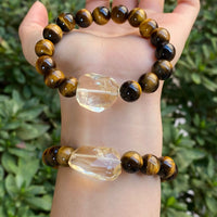 Heteromorphic topaz