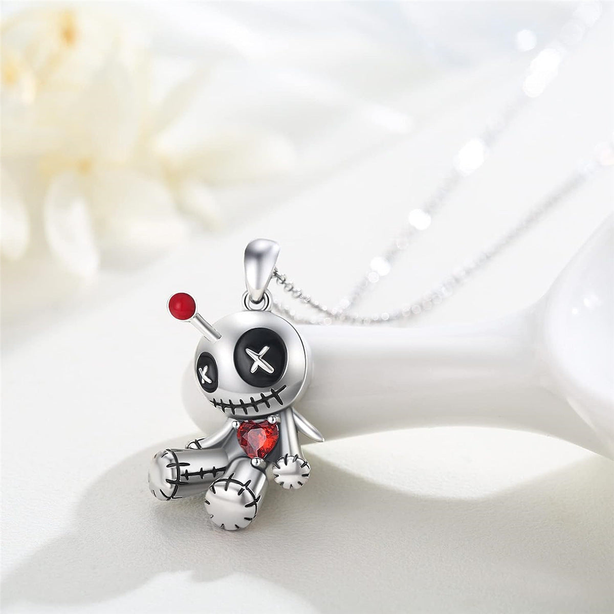 Halloween Voodoo Doll Necklace – Cartoon Red Heart Clavicle Pendant Jewelry Accessory