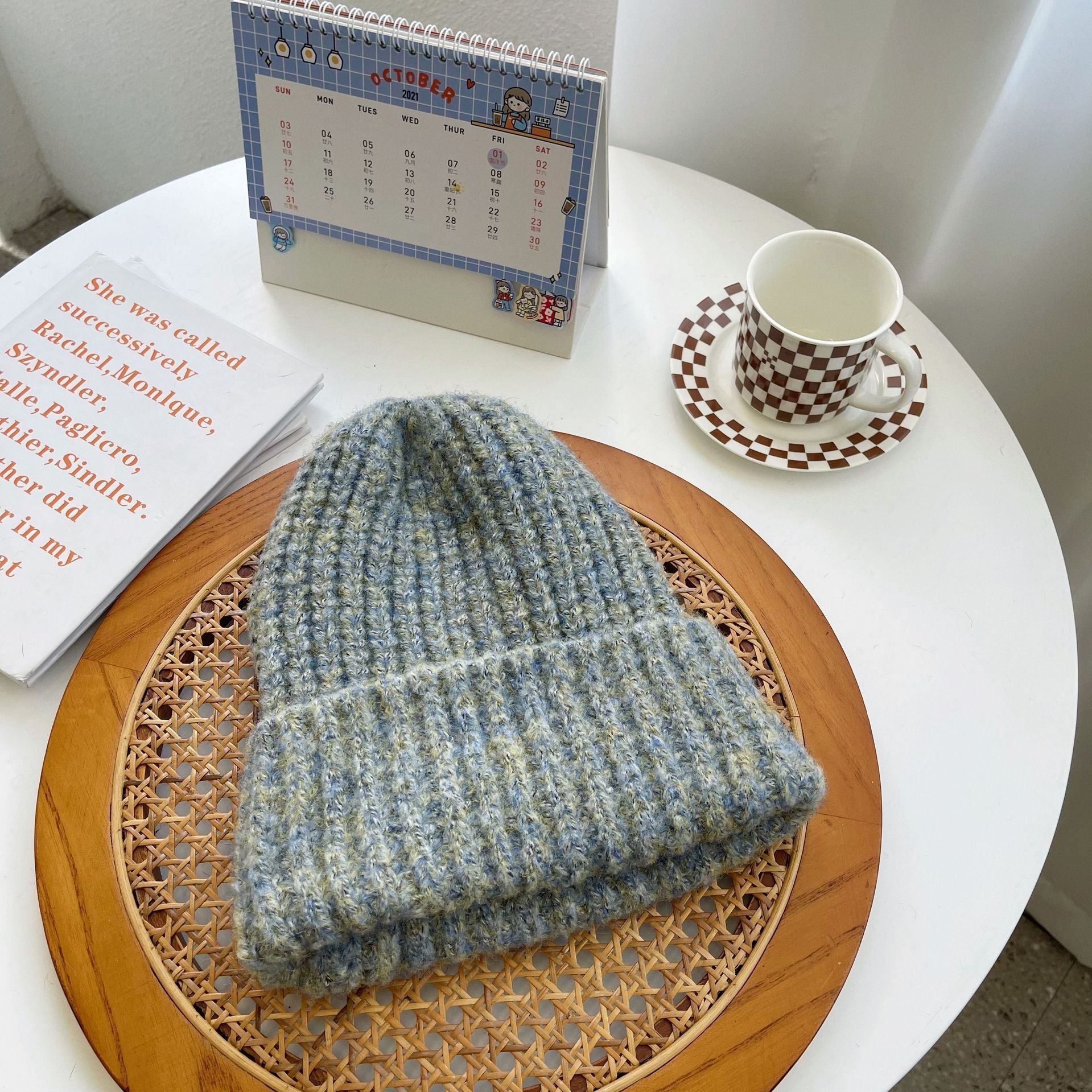 Thick Curled Needle Wool Bell Crown Hat in Soft Korean Colors