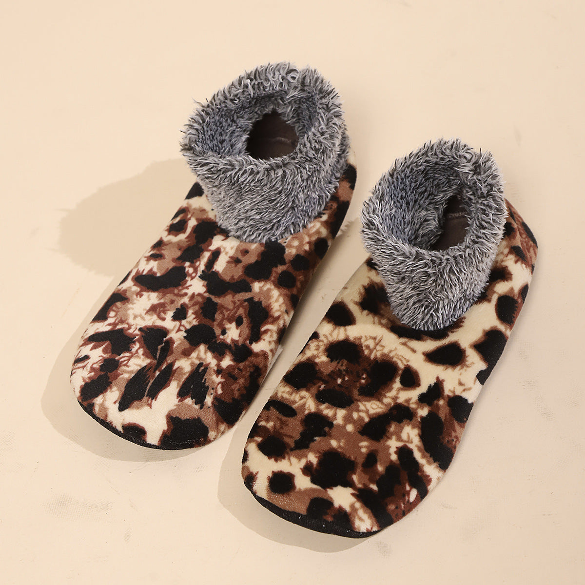 Plus Size Women's Winter Leopard Print Room Socks