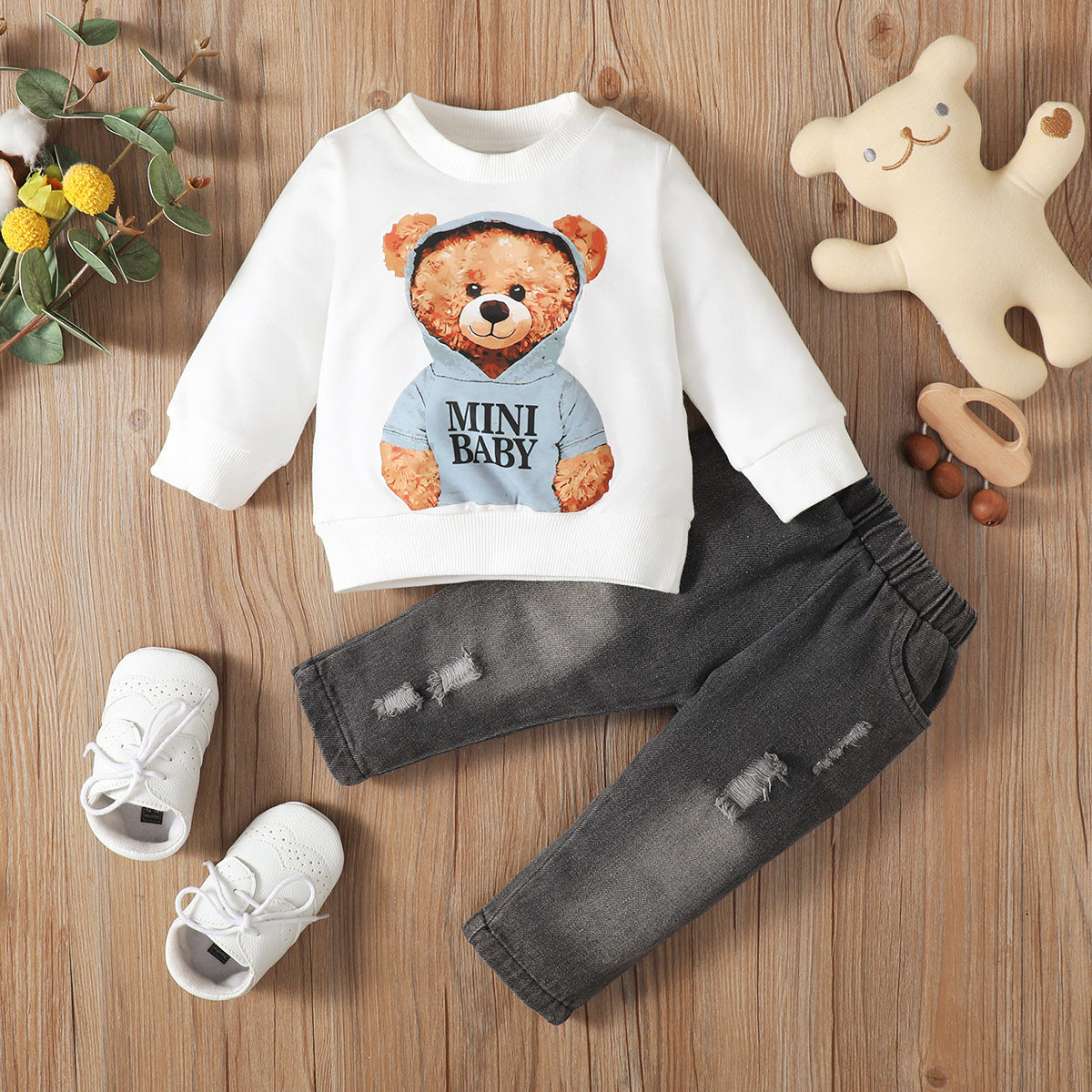 Bear Floral Print Long Sleeve Pullover And Denim Trousers Suit