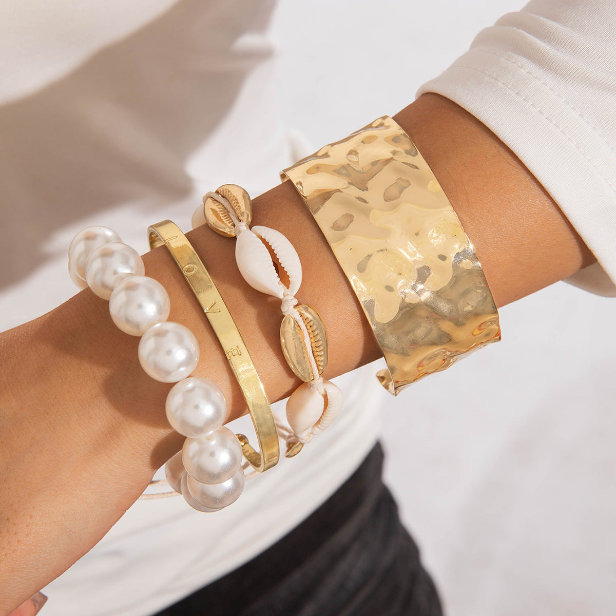 Unisex Punk Iron Bracelet – Multi-Layer Open Geometric Design