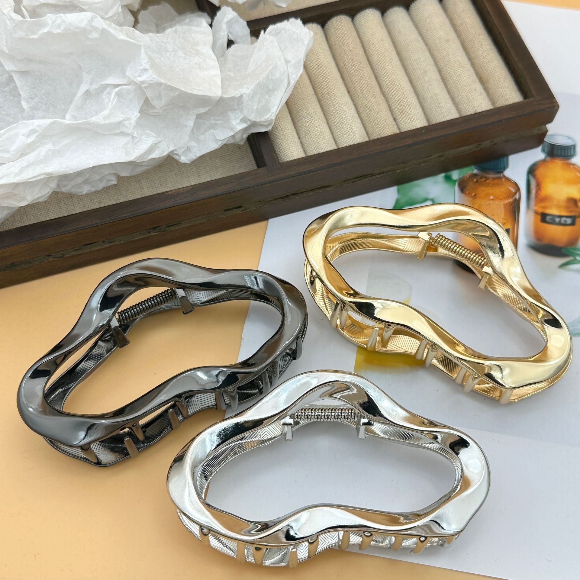 Irregular Clouds Grip Liquid Lines Niche Metal Barrettes