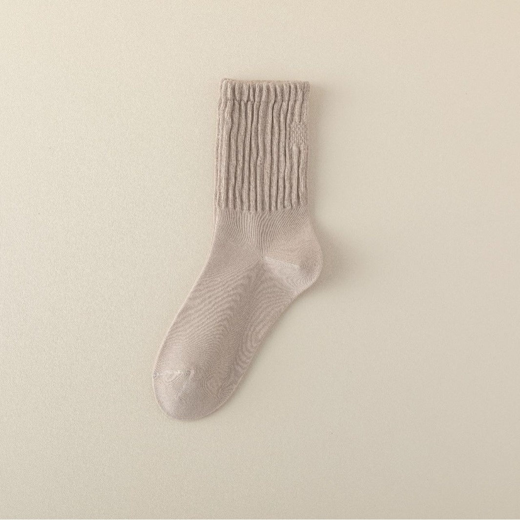 Autumn & Winter Korean Style Cotton Mid-Calf Socks for Girls – Cozy Warm Trendy