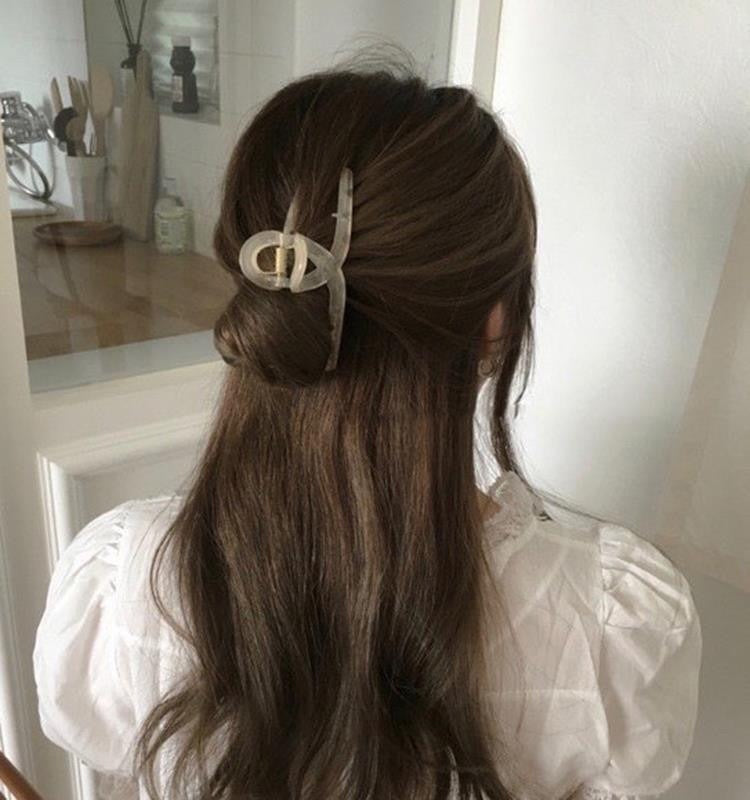 Women's  Ladies' Acrylic Hair Clipper