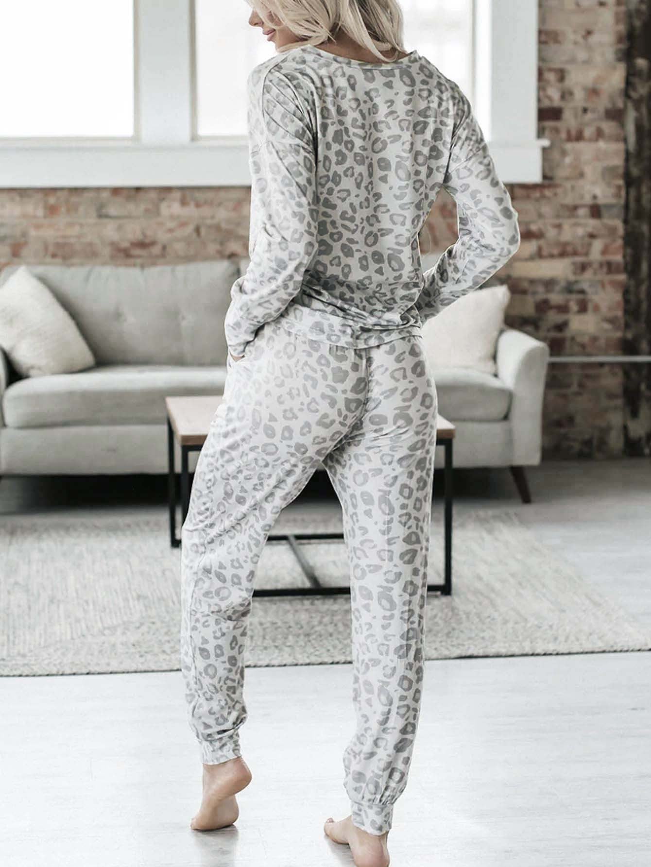 Womens Leopard Print Pajama Set Relaxed Fit Polyester