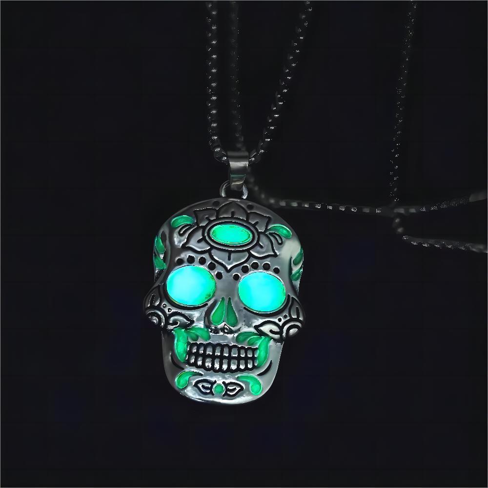 Halloween Luminous Skull Necklace – Day of the Dead Lotus Pattern Clavicle Pendant Jewelry Accessory