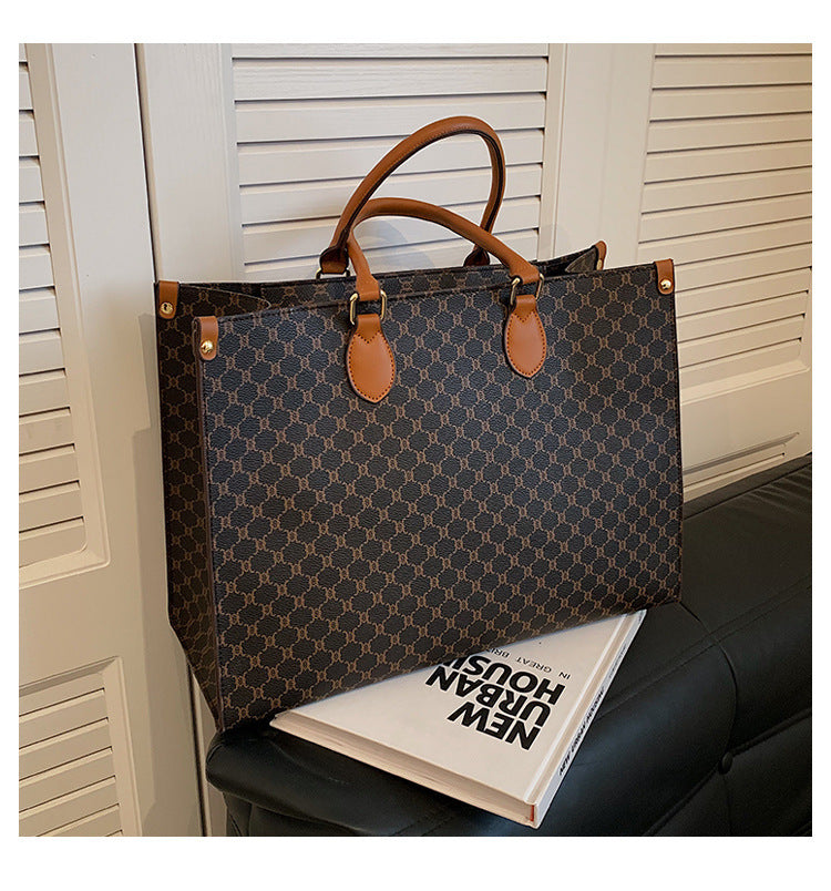Women's Retro Tote Bag PU Leather Letter Print Capacity