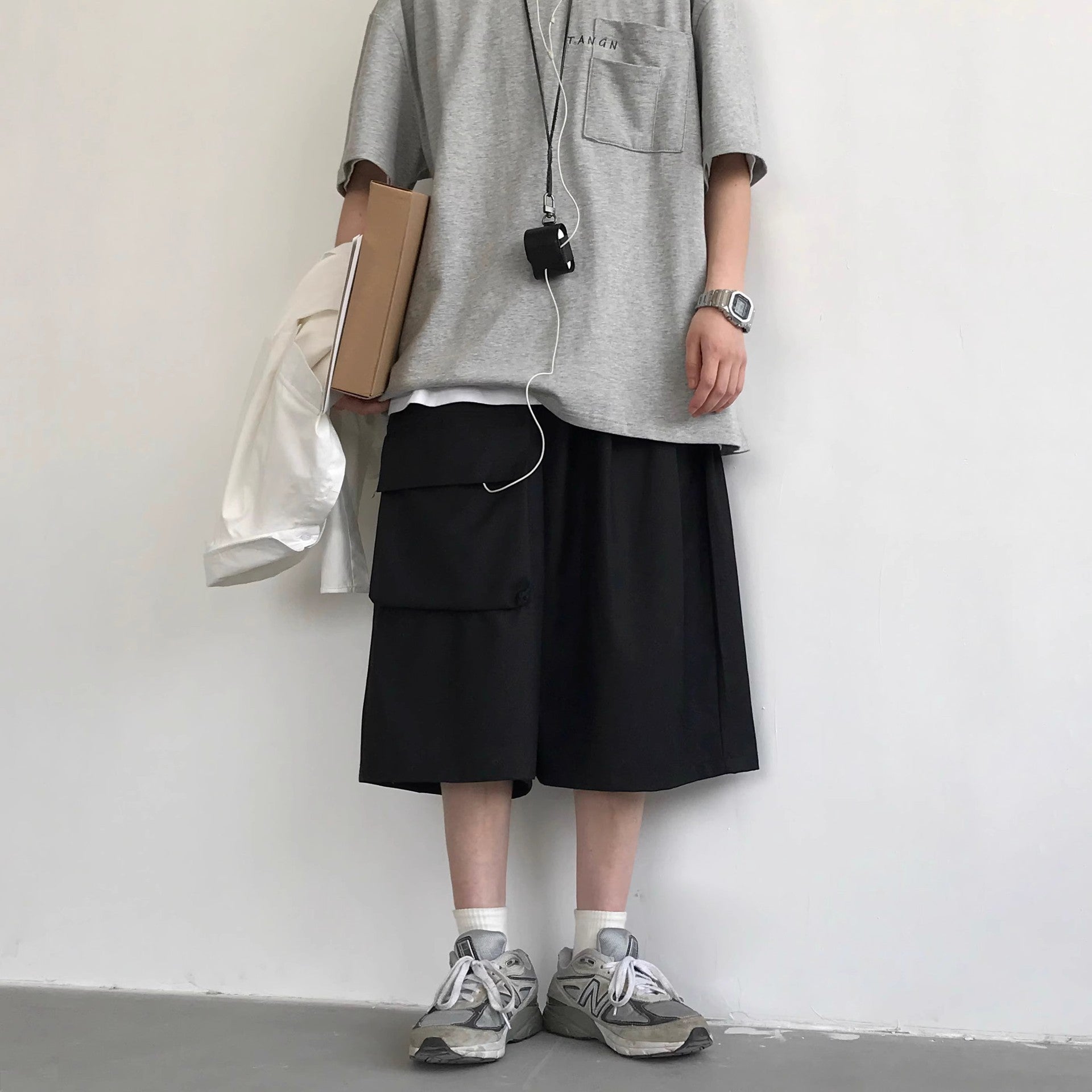 Men's Japanese Retro Cropped Polyester Shorts Solid Color