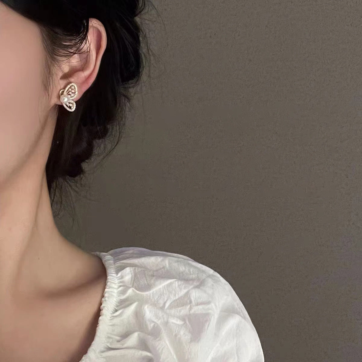 Hollow Butterfly Pearl Stud Earrings For Women