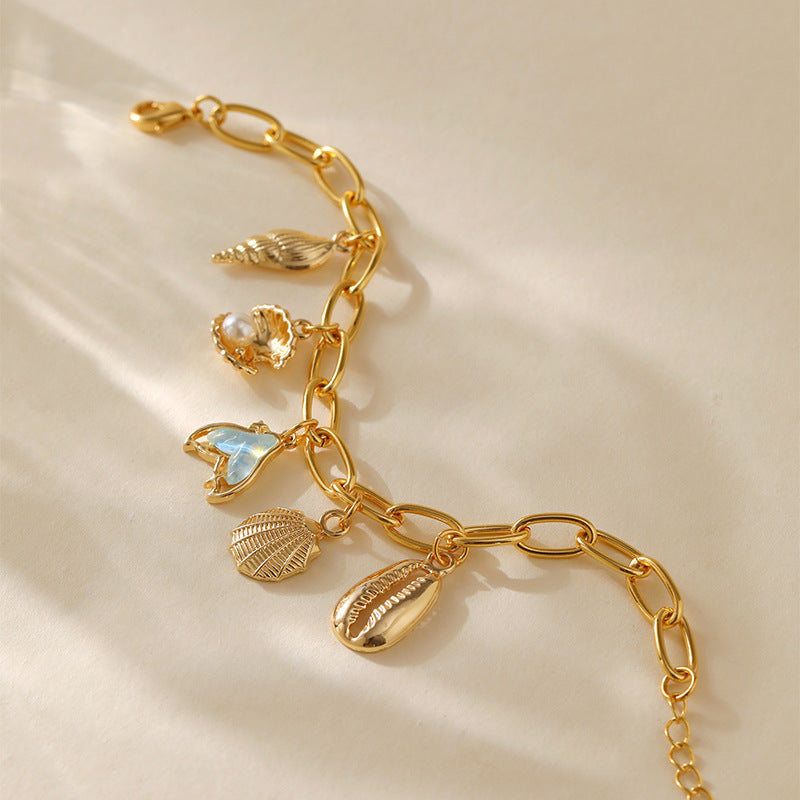 Women's 18K Gold-Plated Bracelet – Retro Copper Pendant Design