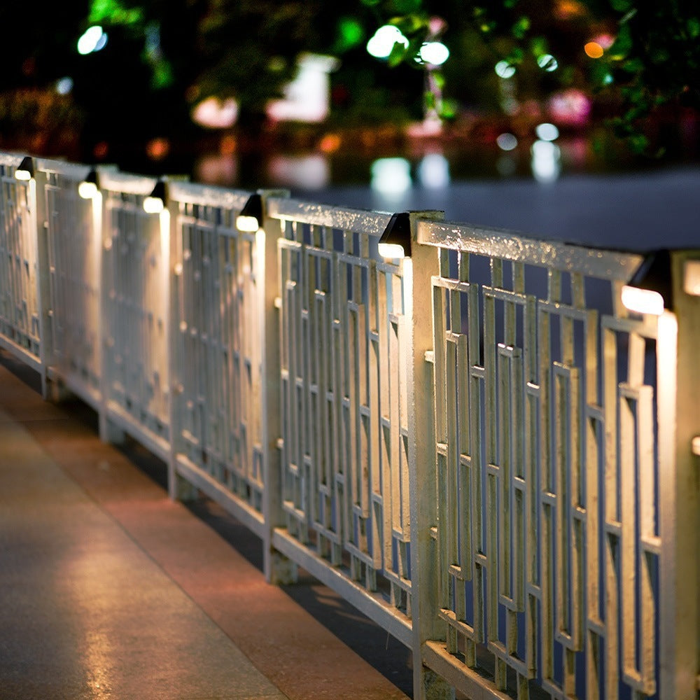 Solar Outdoor Rainproof Courtyard Garden Decoration Stairs Step Light Fence Fence LED Wall Lamp