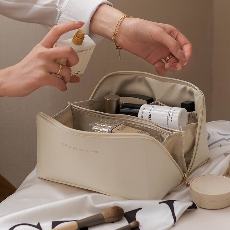 Large Capacity Travel Makeup Bag – Portable Cosmetic Storage Organizer