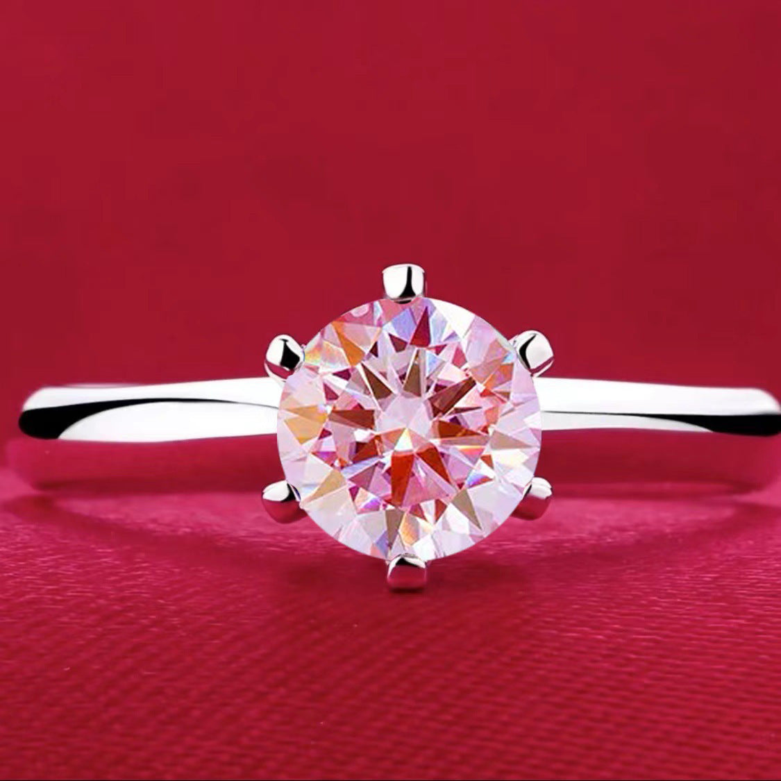 Women’s Six Claw Moissanite Ring – 1 Carat Open Mouth Design