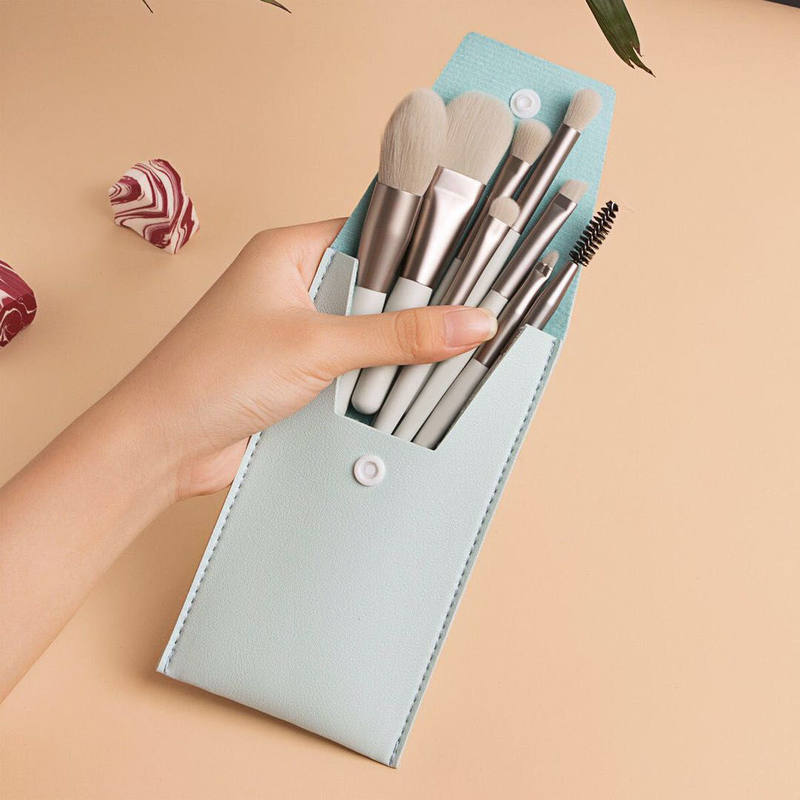 8-Piece Mini Makeup Brush Set – Beauty Tools Kit