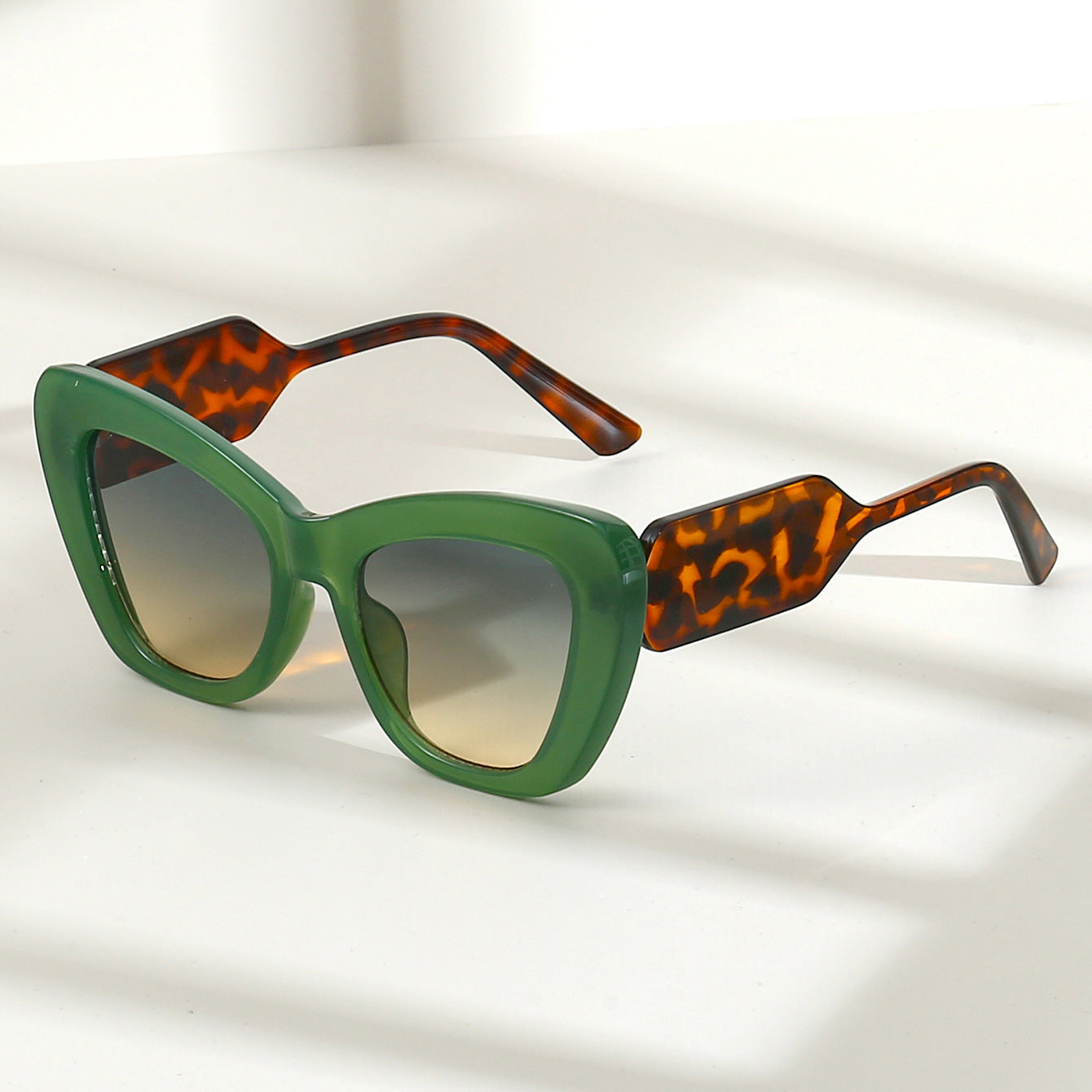 Plain Contrast Color Sunglasses – European & American Fashion Sun Glasses